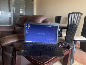Laptop Toshiba Satellite C665 6GB Intel HDD+SSD 700GB