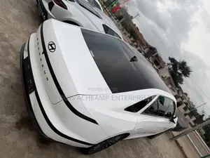 Hyundai Grandeur 2025 White