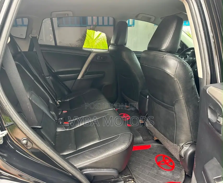 Toyota RAV4 LE 4dr SUV AWD (2.5L 4cyl 6A) 2018 Black