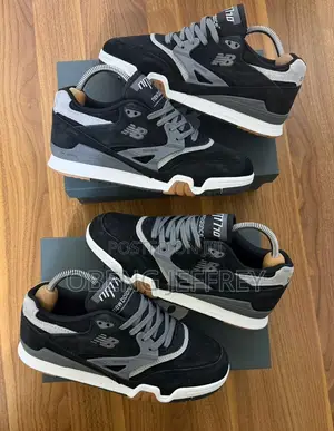 Original New Balance 770 Black