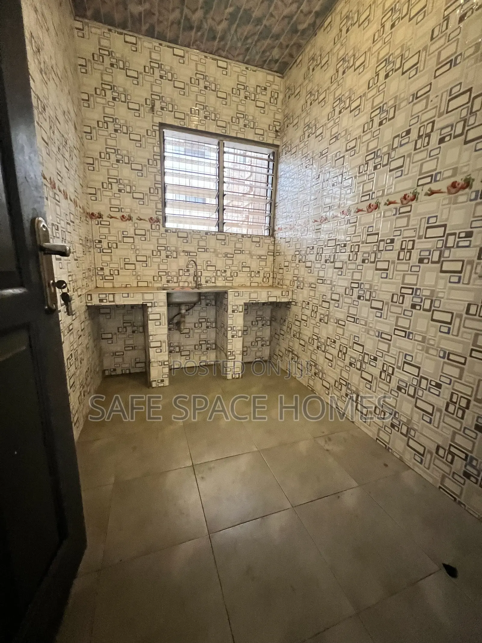 1bdrm Apartment in Burma Camp for rent