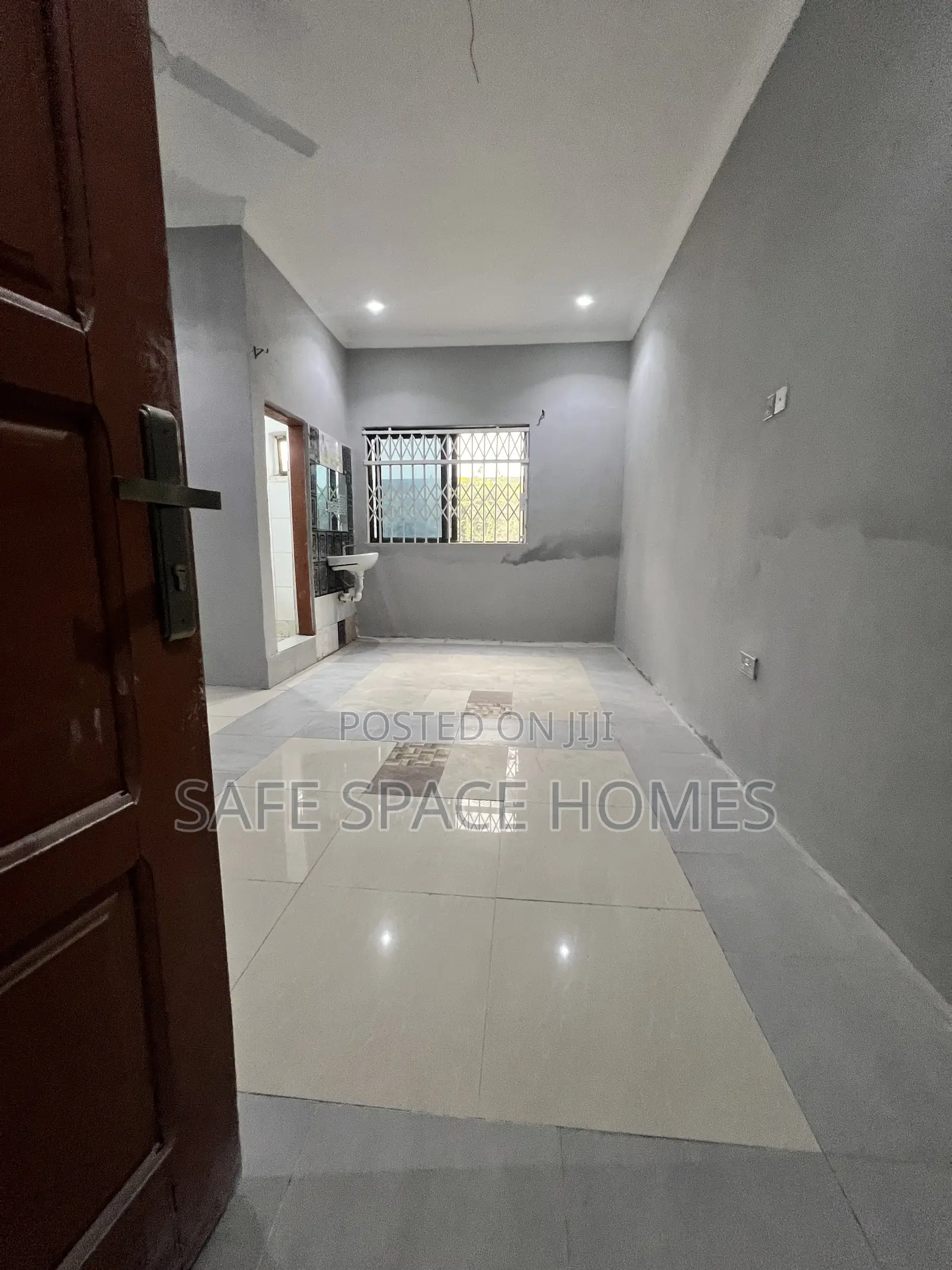 1bdrm Apartment in Burma Camp for rent