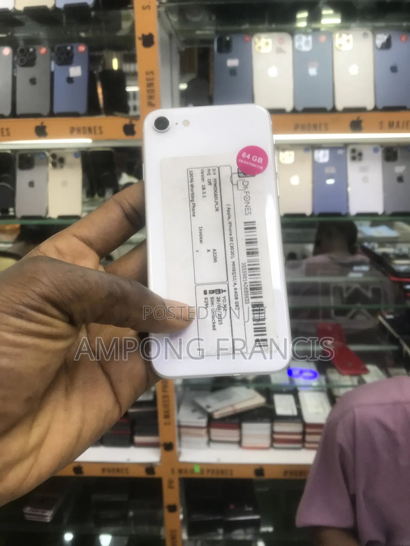 Apple iPhone SE (2020) 64 GB Black