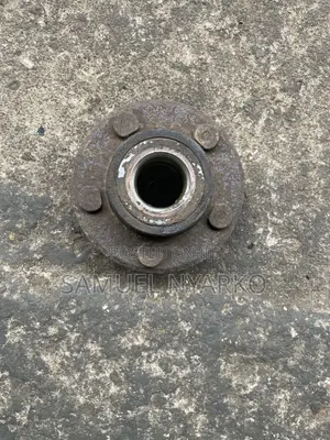 Chrysler 300 Front Hub