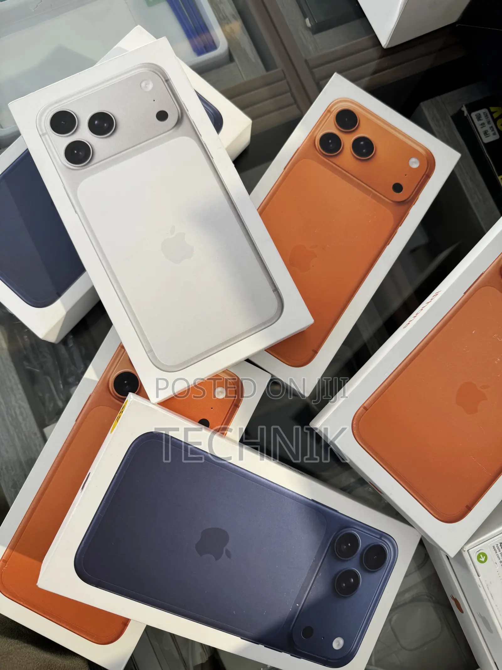 New Apple iPhone 17 Pro Max 256 GB Orange