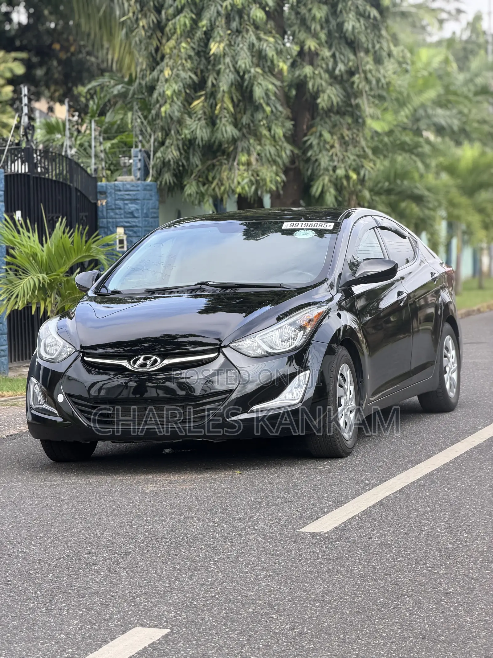 Hyundai Elantra SE Sedan FWD (1.8L 4cyl 6A) 2016 Black
