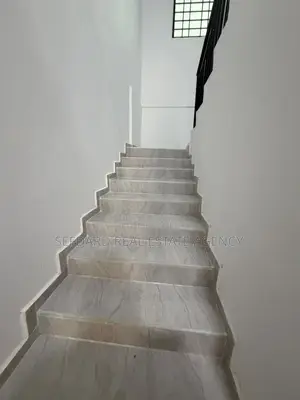 3bdrm Duplex in Sefdard Properties, Ofankor for rent