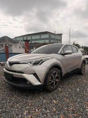 Toyota C-HR 2020 Gold