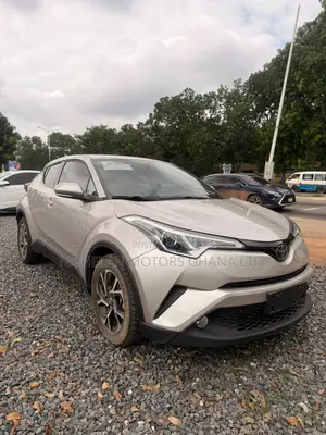 Toyota C-HR 2020 Gold