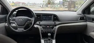 Hyundai Elantra 2018 Gray