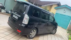 Toyota Voxy Trans-X 4WD 5-Seater 2011 Black