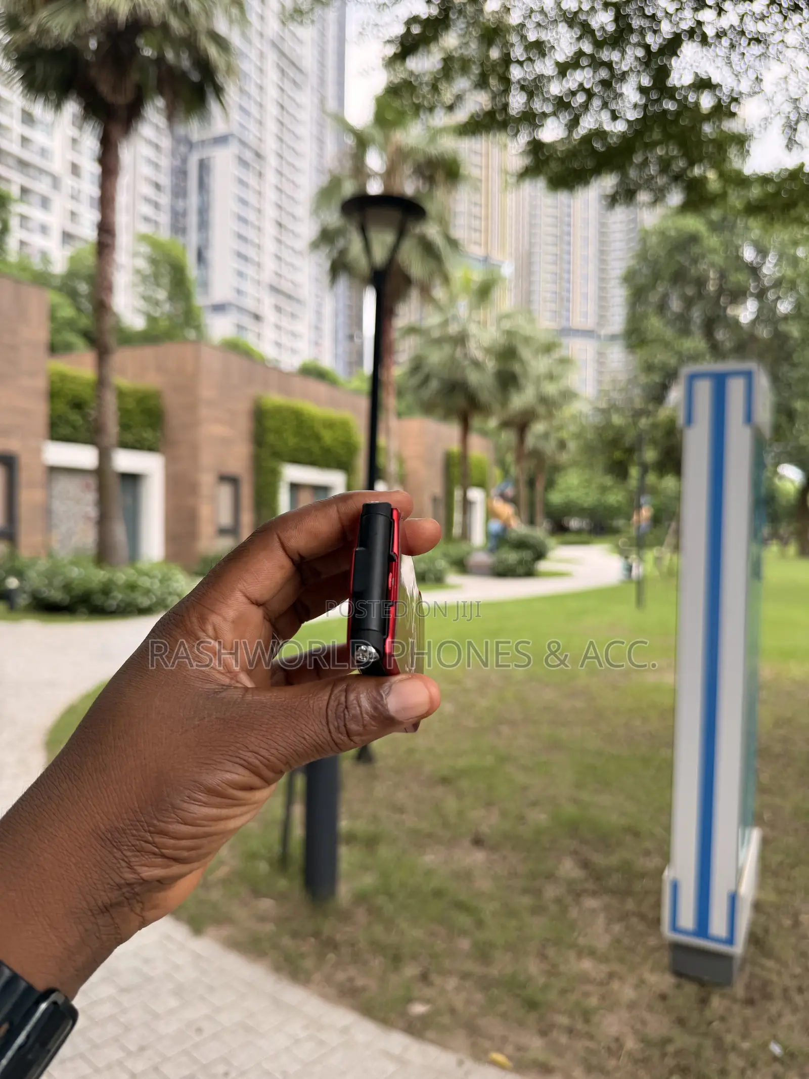 New Motorola RAZR V3i Red