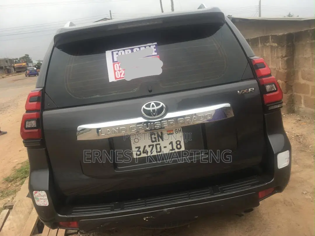 Toyota Land Cruiser Prado 2018 Black