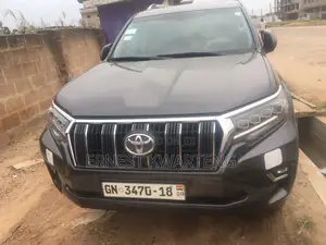 Toyota Land Cruiser Prado 2018 Black
