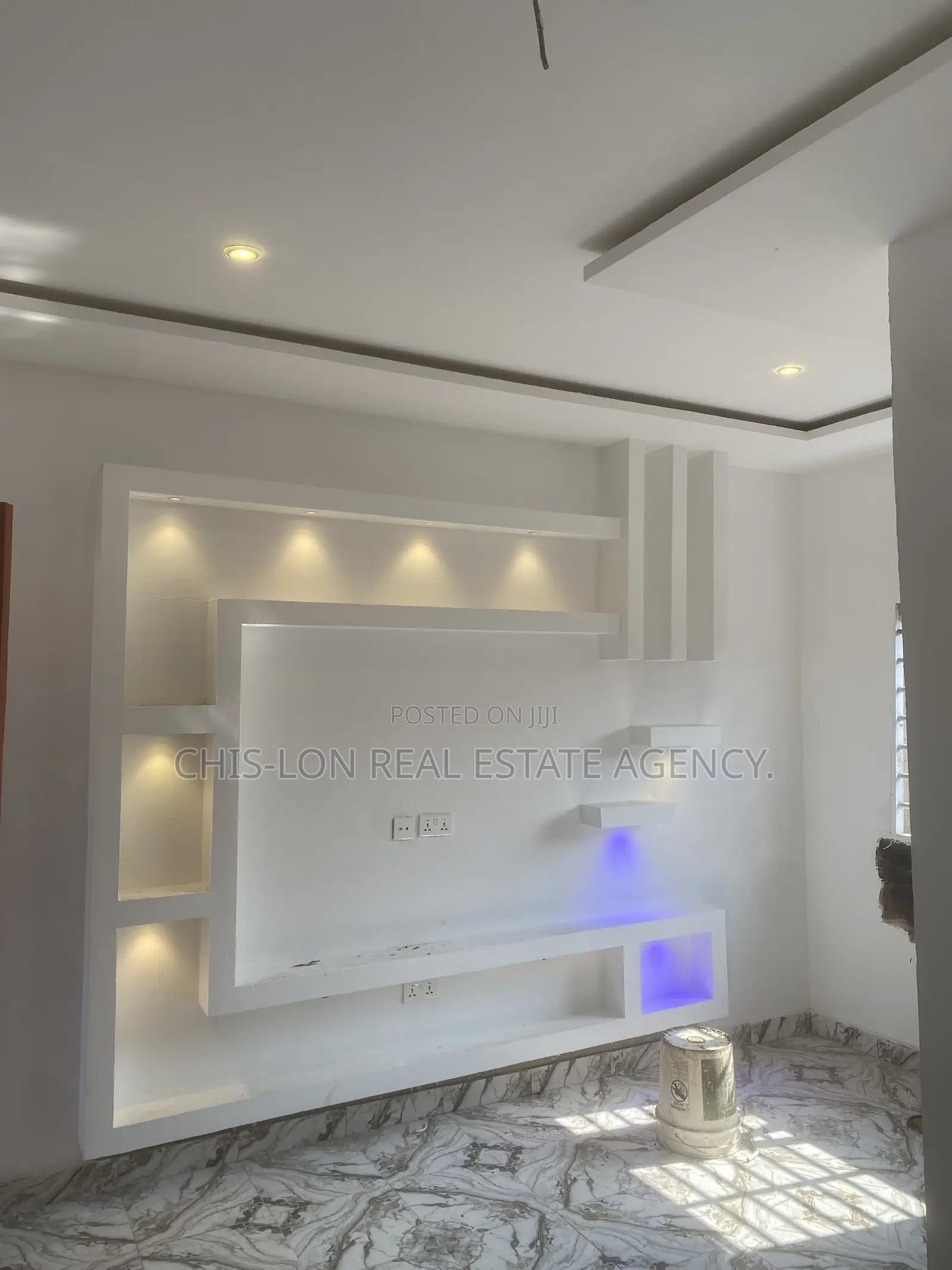 1bdrm Bedsitter in Chislon Brokers, Adade for rent