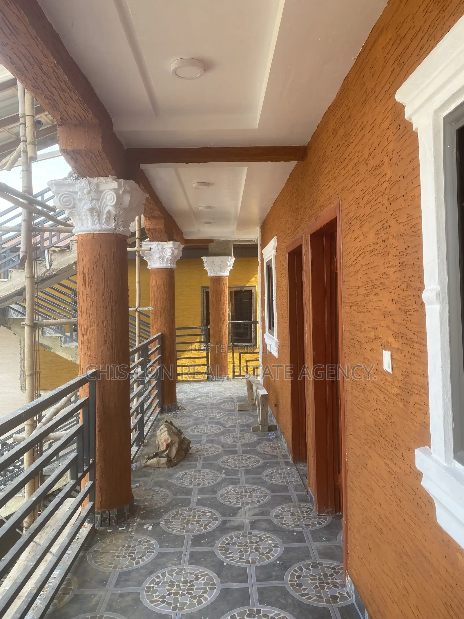 1bdrm Bedsitter in Chislon Brokers, Adade for rent