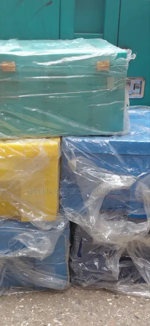 Students Chop Box