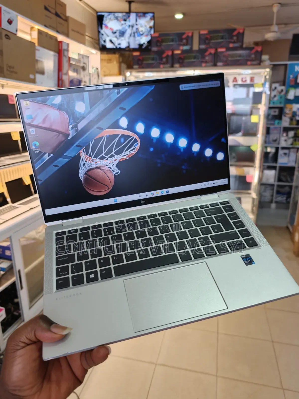 Laptop HP EliteBook 1040 G8 16GB Intel Core i7 SSD 512GB