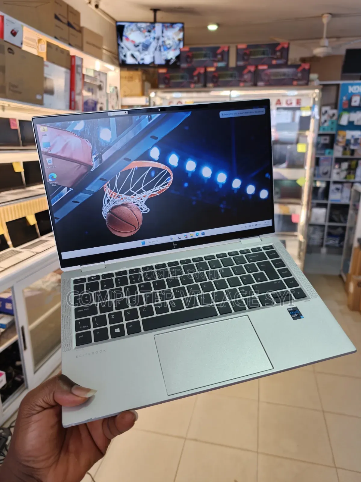Laptop HP EliteBook 1040 G8 16GB Intel Core i7 SSD 512GB