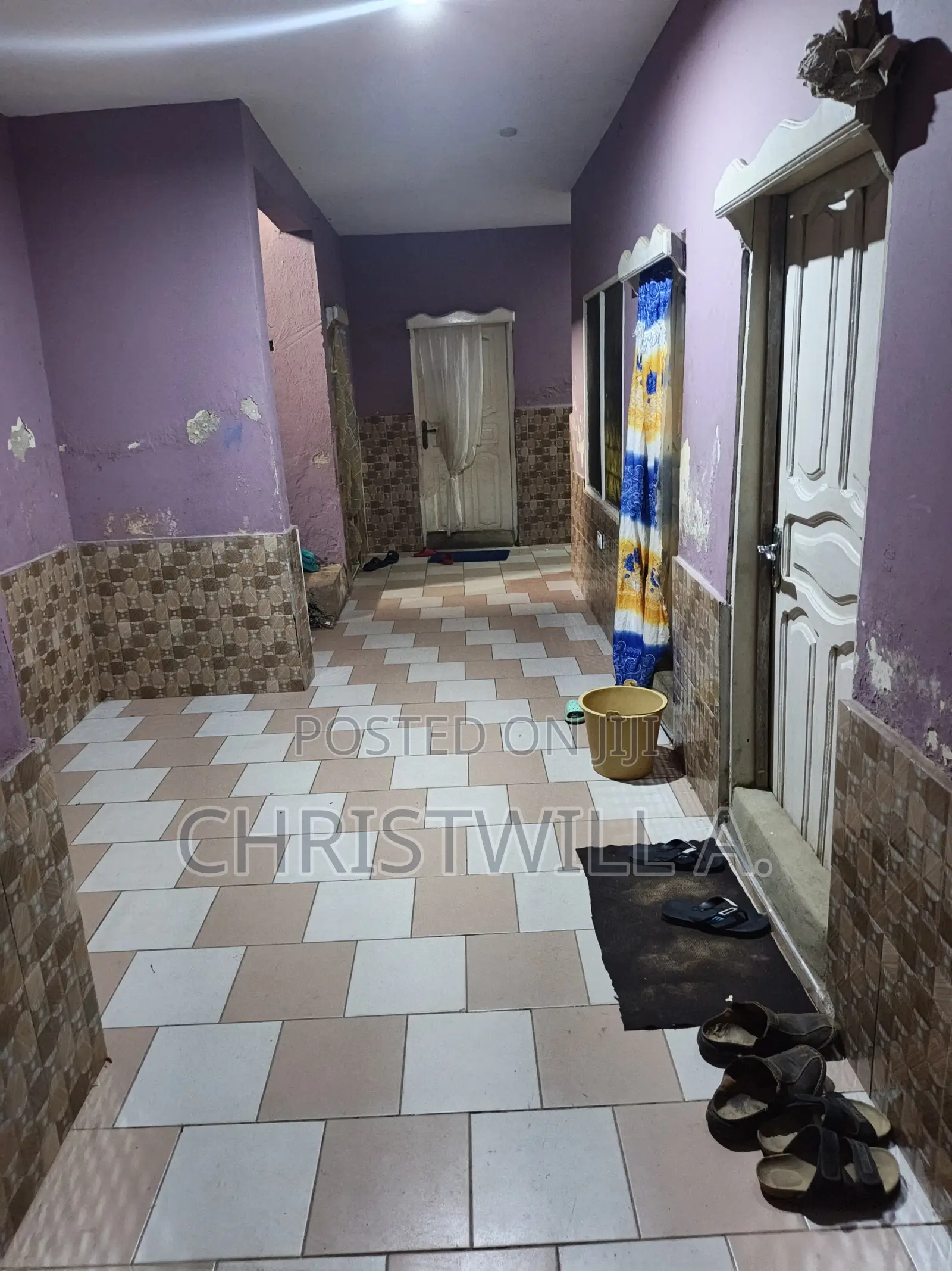 13bdrm House in Atwima Nwabiagya for sale