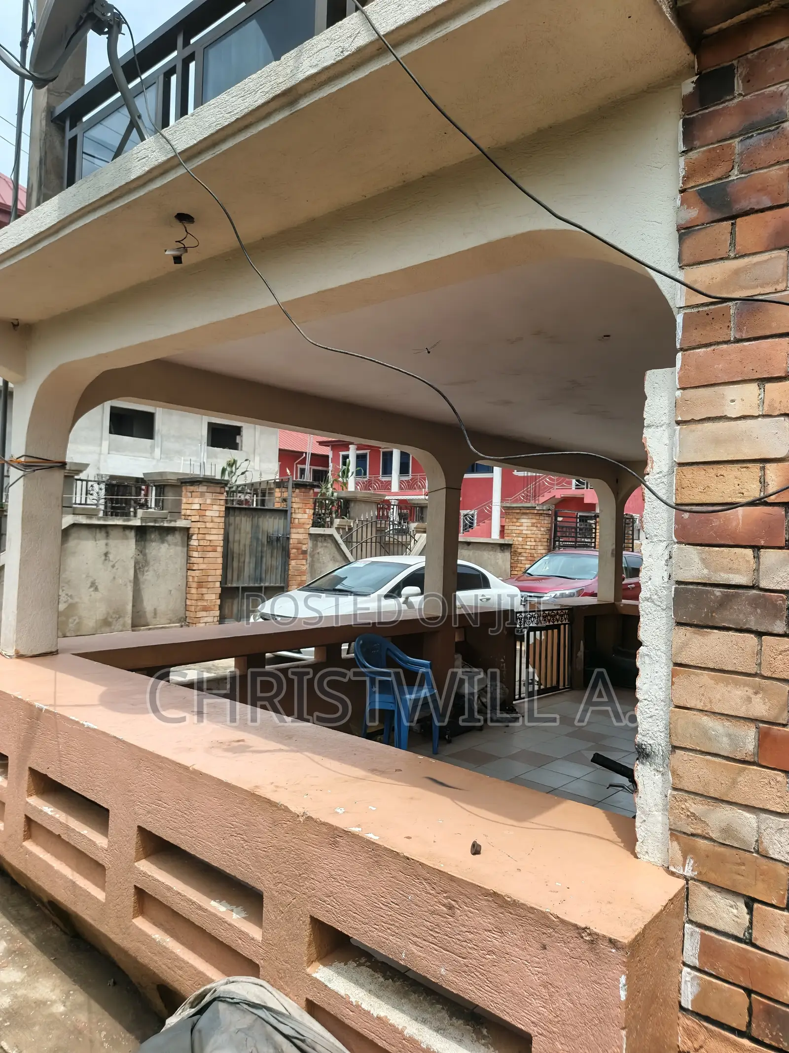 13bdrm House in Atwima Nwabiagya for sale