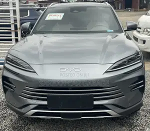 BYD Song Plus DM-i 2024 Silver