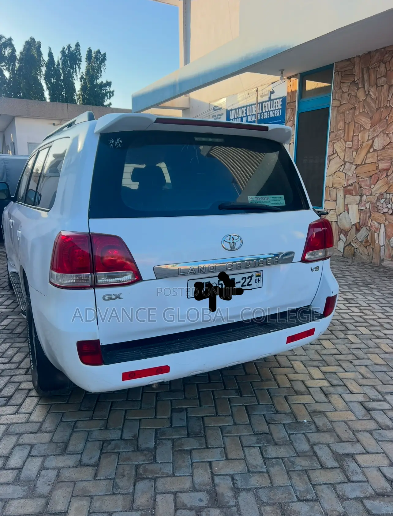 Toyota Land Cruiser 2012 White