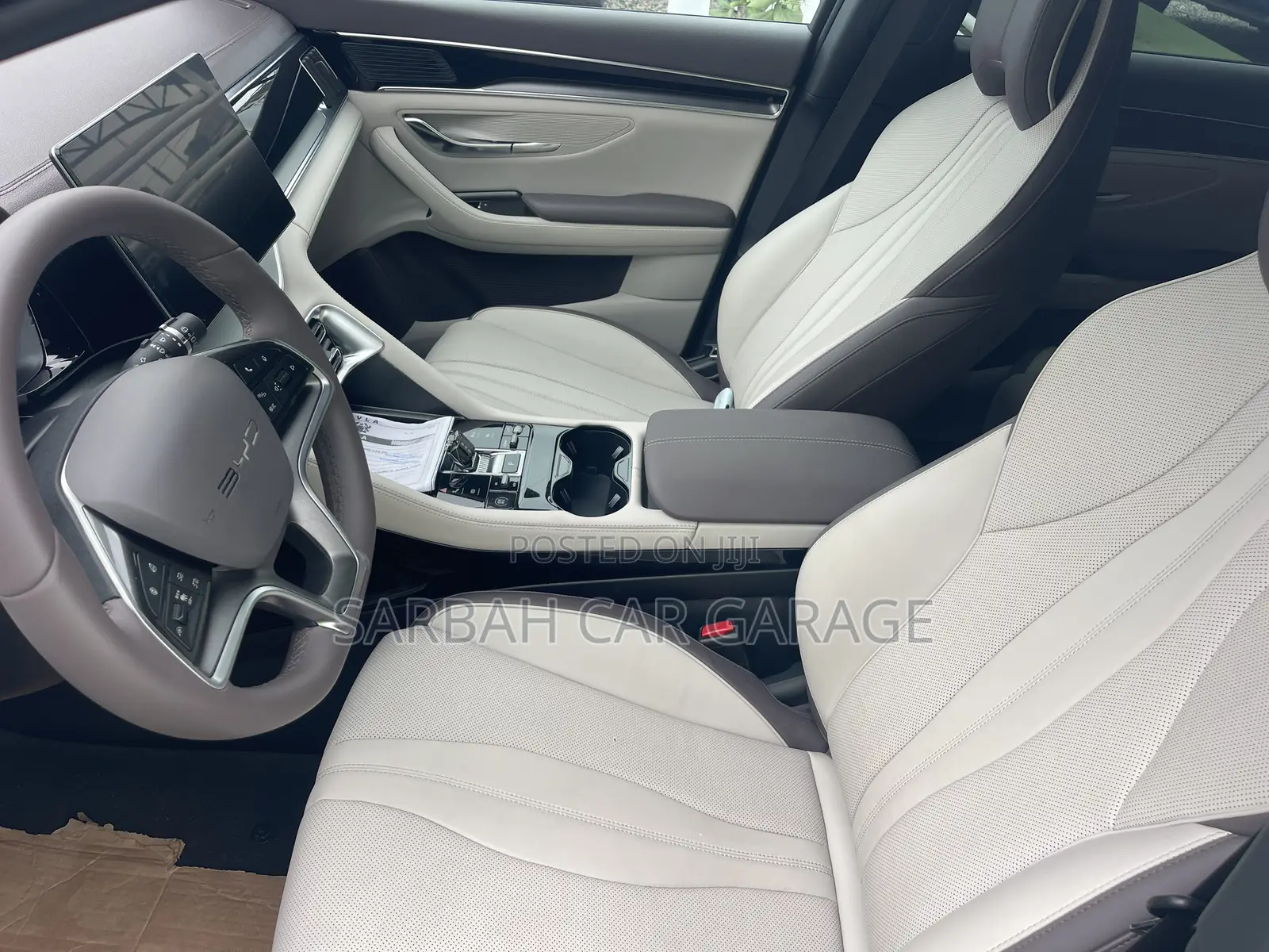 BYD Song Plus DM-i 2024 Silver