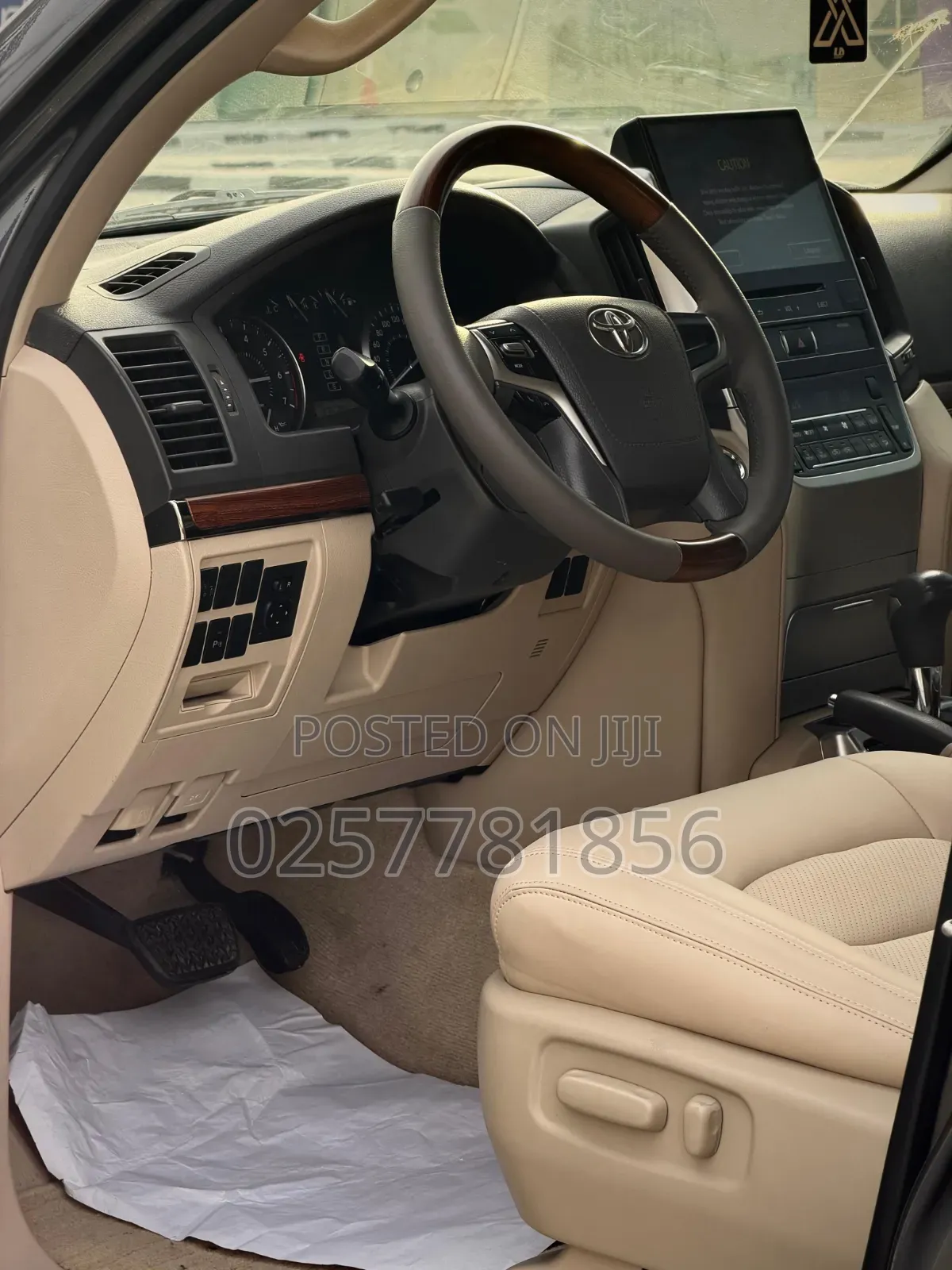 Toyota Land Cruiser 4.0 V6 GXR 2021 Gray