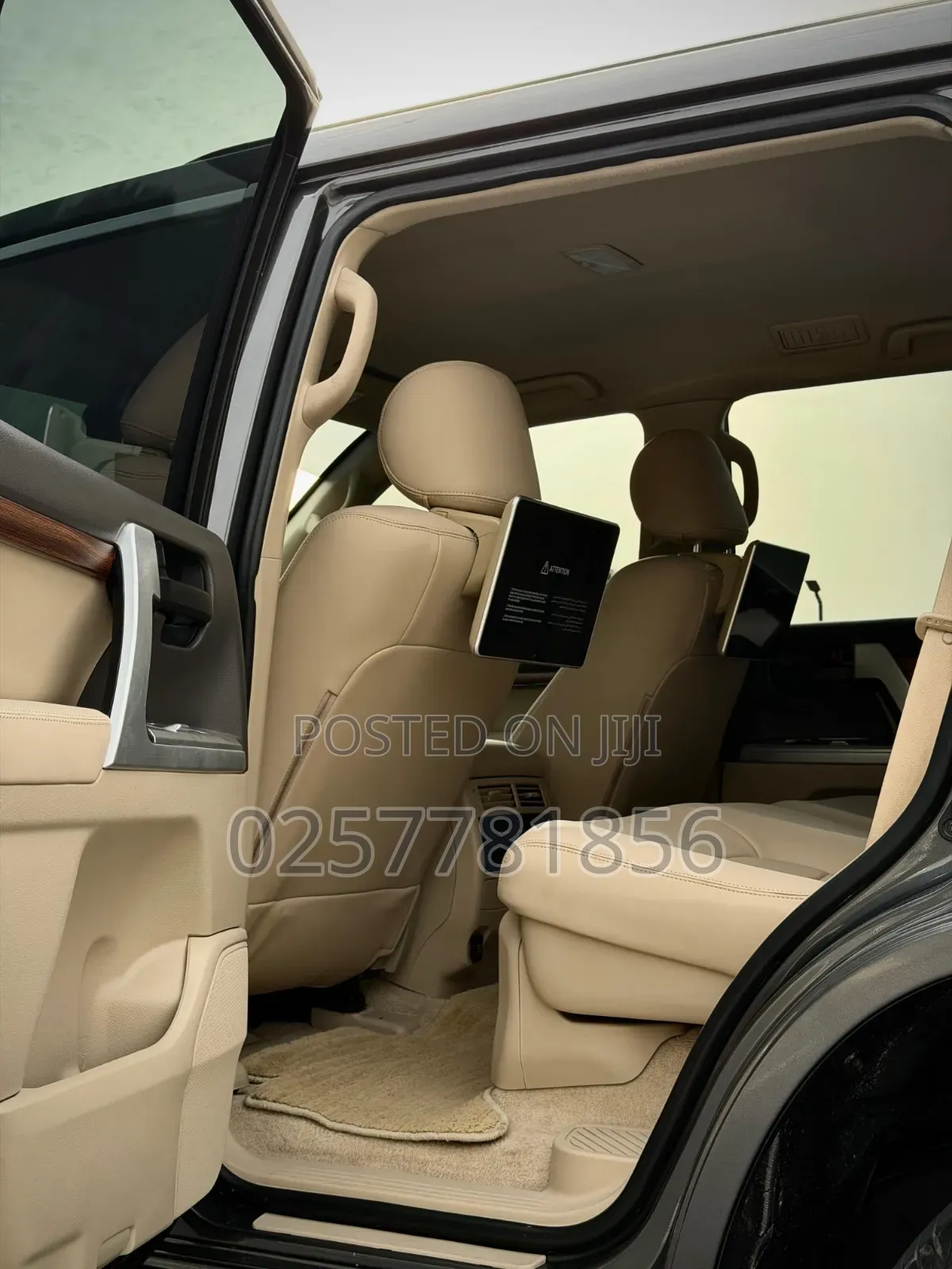 Toyota Land Cruiser 4.0 V6 GXR 2021 Gray