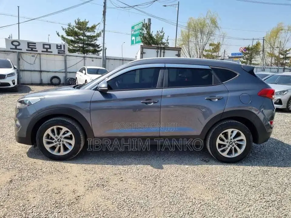 Hyundai Tucson 2016 Gray