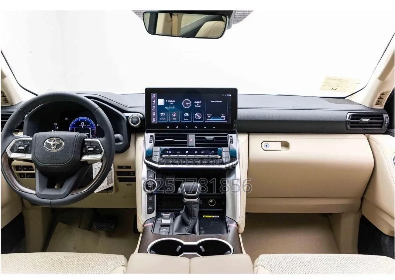 New Toyota Land Cruiser 2025 Gray
