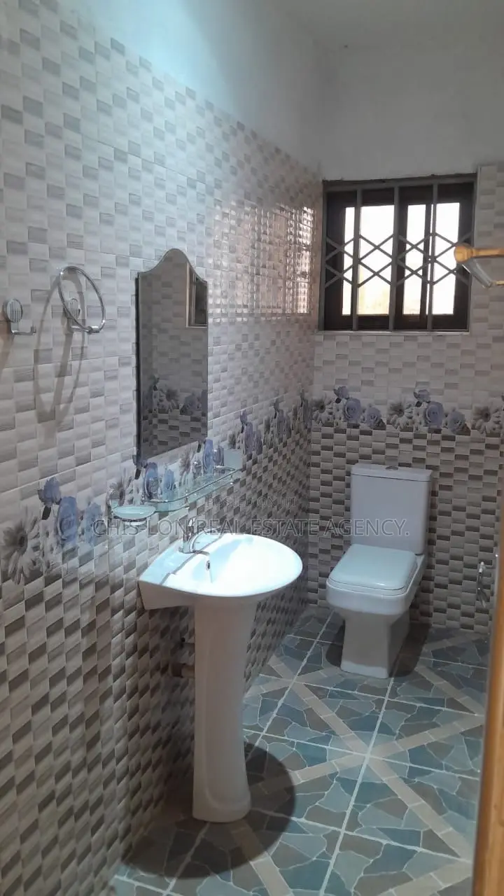 4bdrm House in Chislon Brokers, Millenium City for rent