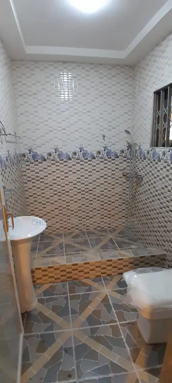 4bdrm House in Chislon Brokers, Millenium City for rent