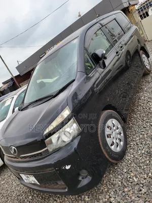 Toyota Voxy 2011 Black