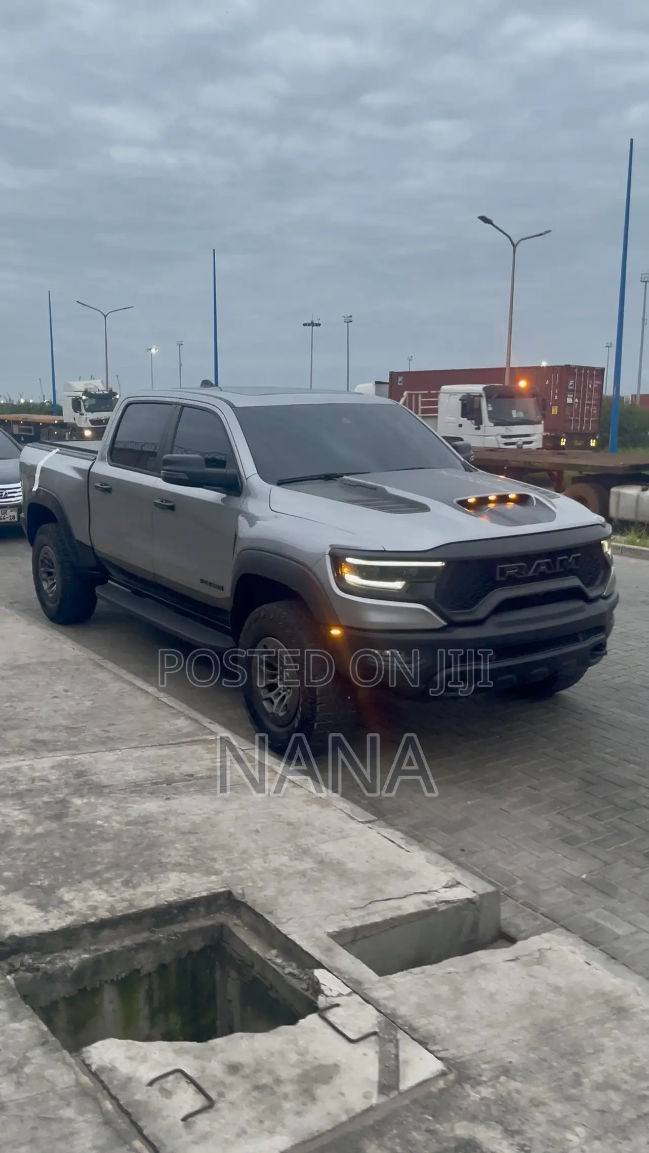RAM 1500 TRX Crew Cab 4WD SB 2024 Gray