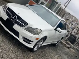 Mercedes-Benz C250 2014 White