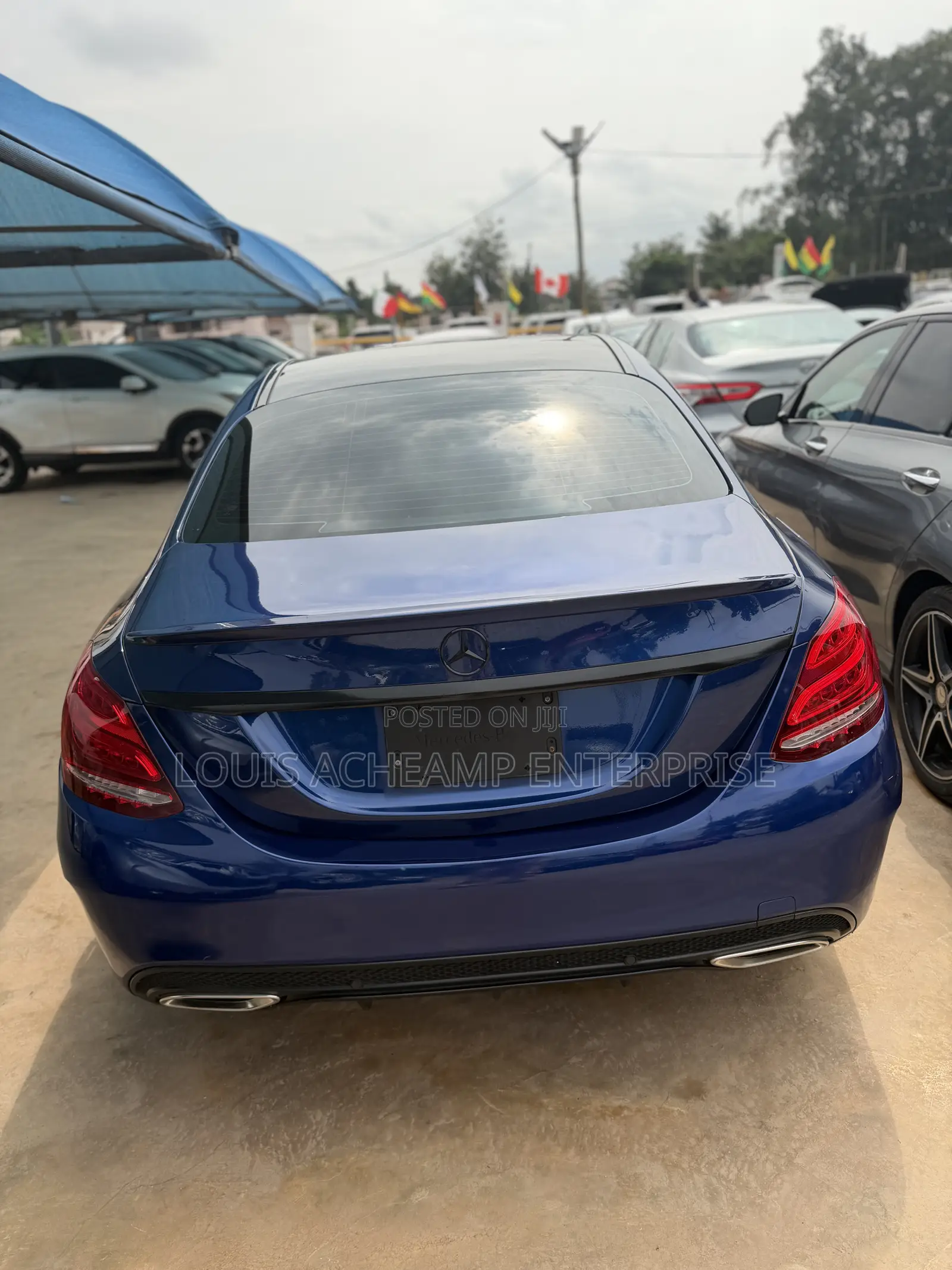 Mercedes-Benz C300 Luxury 4matic Sedan AWD (2.0L 4cyl 7A) 2017 Blue