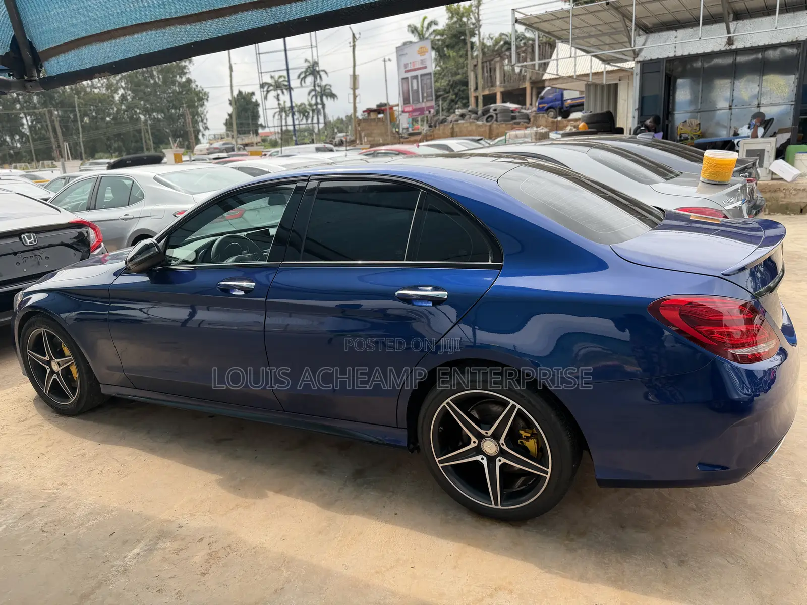 Mercedes-Benz C300 Luxury 4matic Sedan AWD (2.0L 4cyl 7A) 2017 Blue