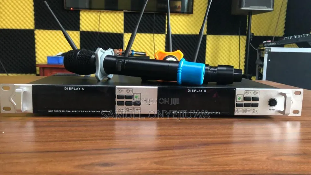 UHF Shure Wireless Microphone DS-9300