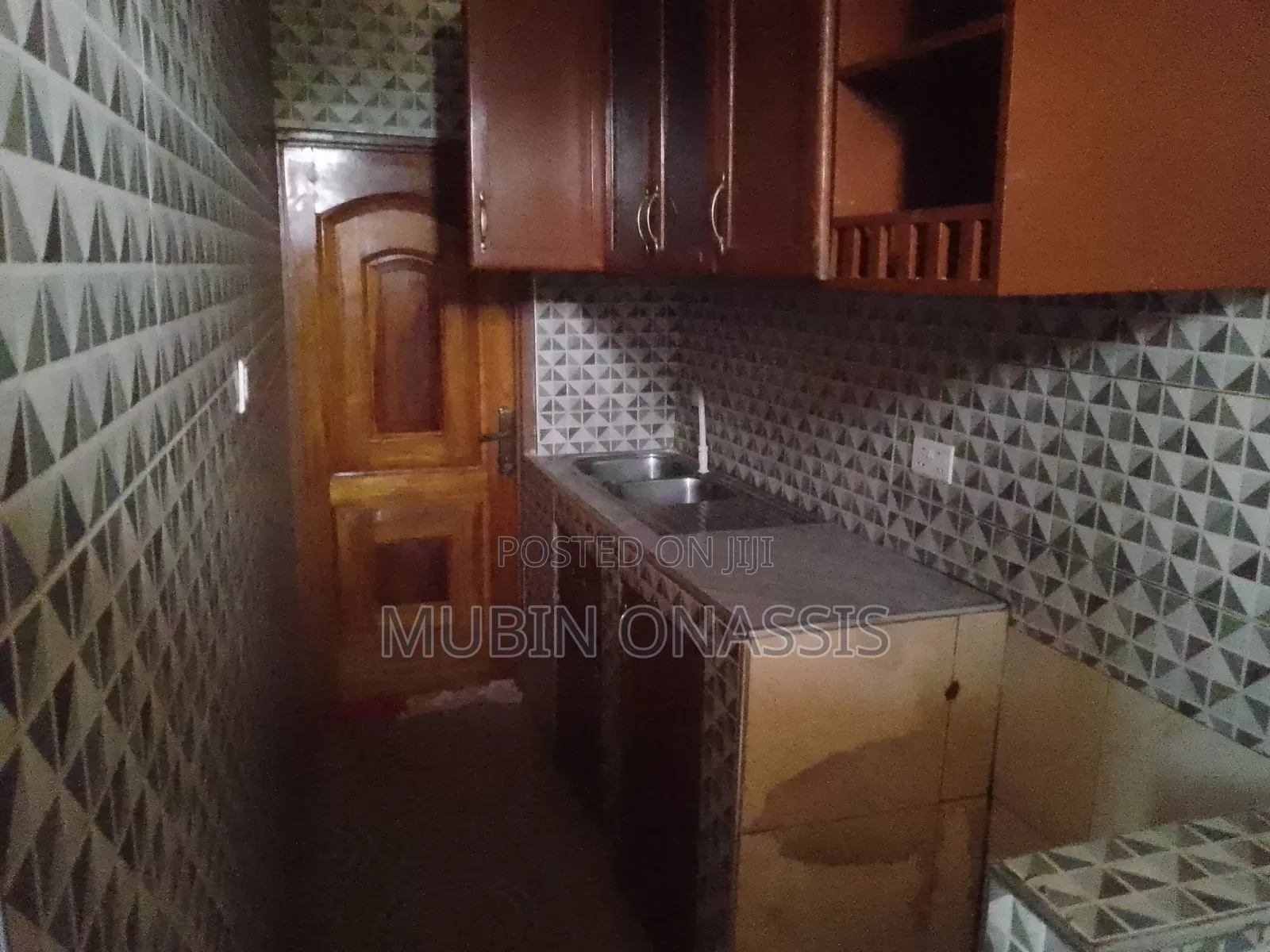 2bdrm Apartment in Items Property, Housing Down for rent