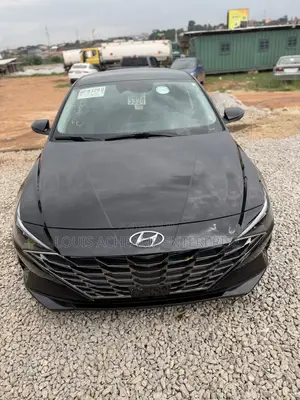 Hyundai Elantra Limited IVT 2025 Black