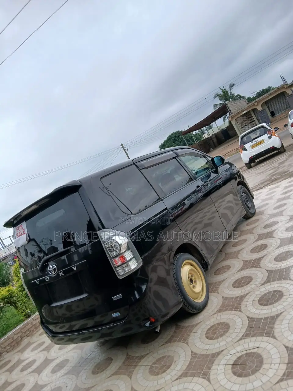 Toyota Voxy 2012 Black