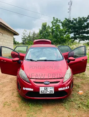 Ford Fiesta SE 2011 Red