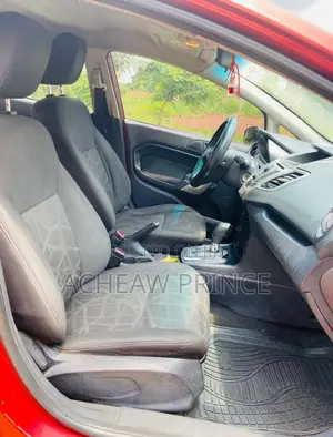 Ford Fiesta SE 2011 Red