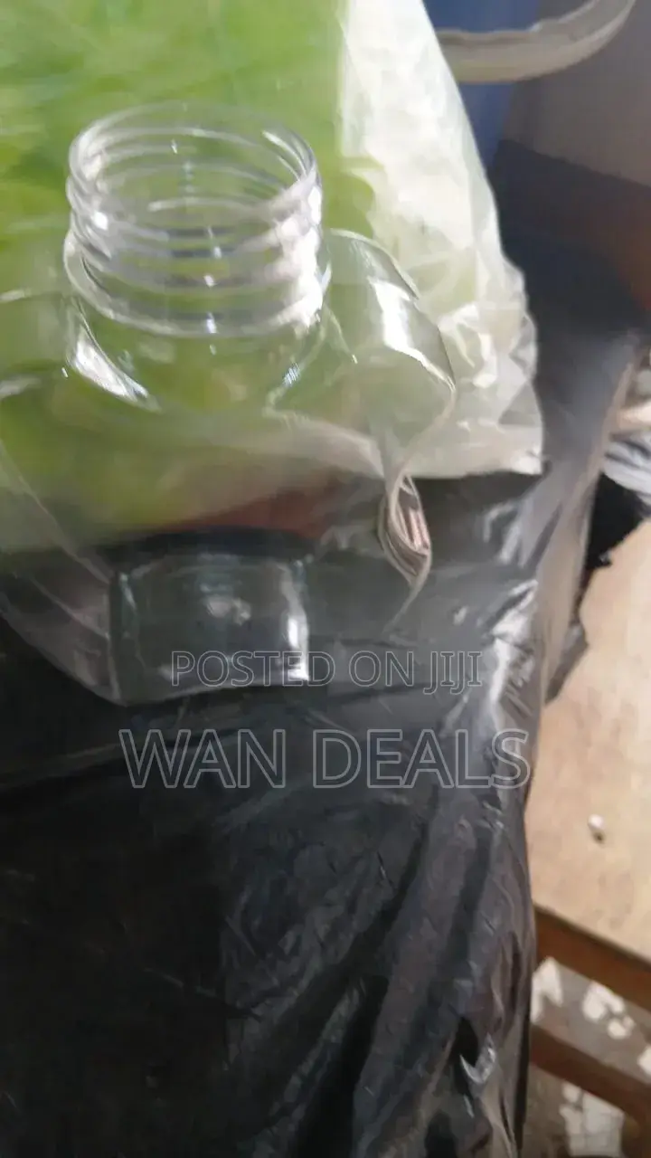 300ml PET Bottles (Apple Shape Type)