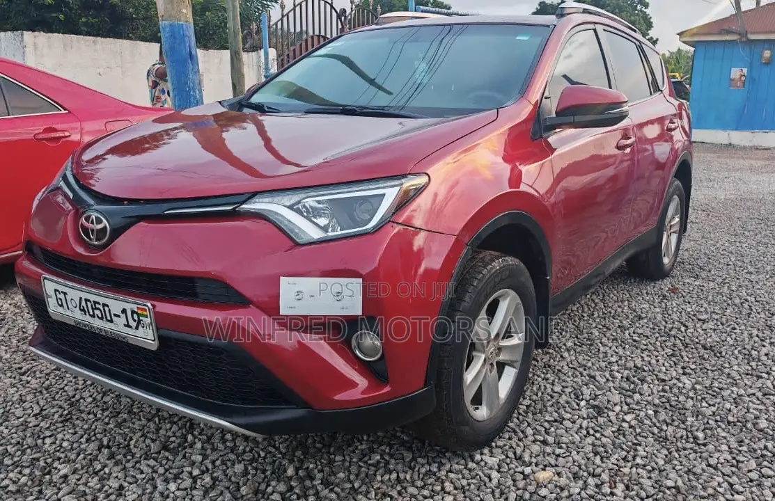 Toyota RAV4 XLE AWD (2.5L 4cyl 6A) 2016 Red