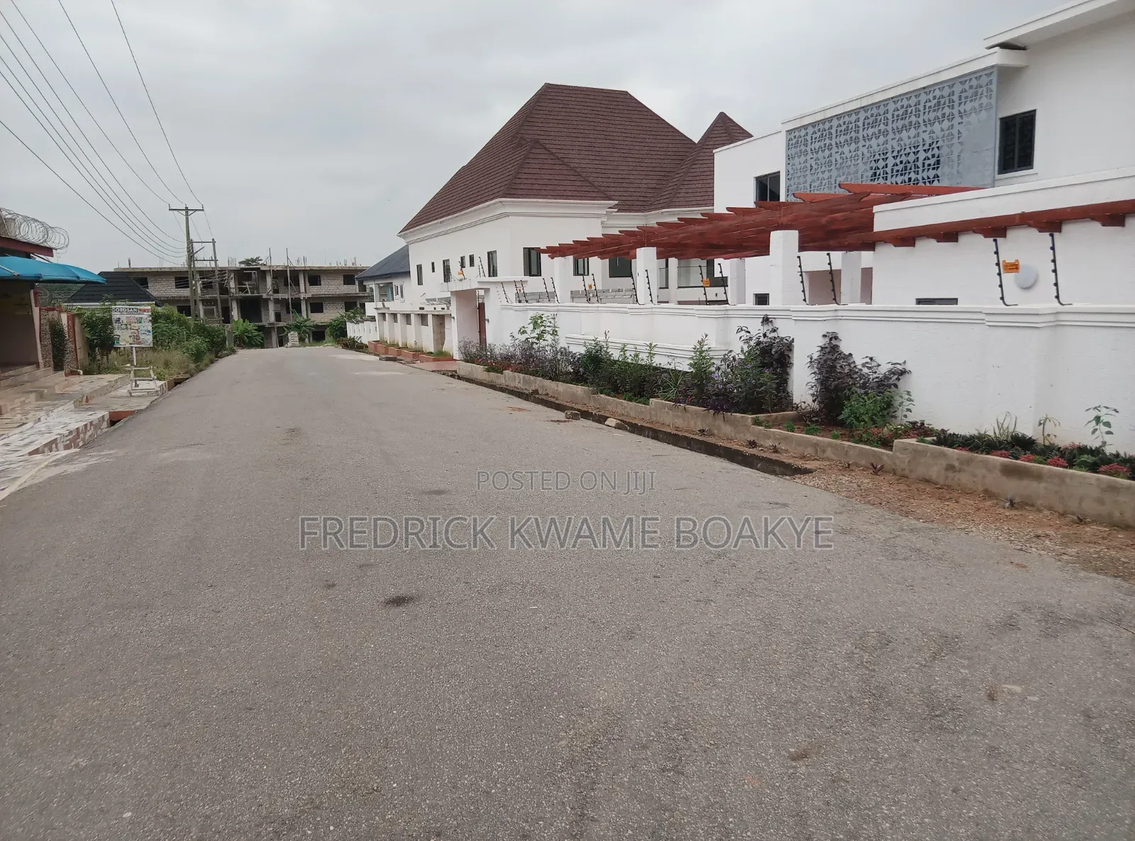 5bdrm House in Brother K Estate, Kumasi Metropolitan for sale