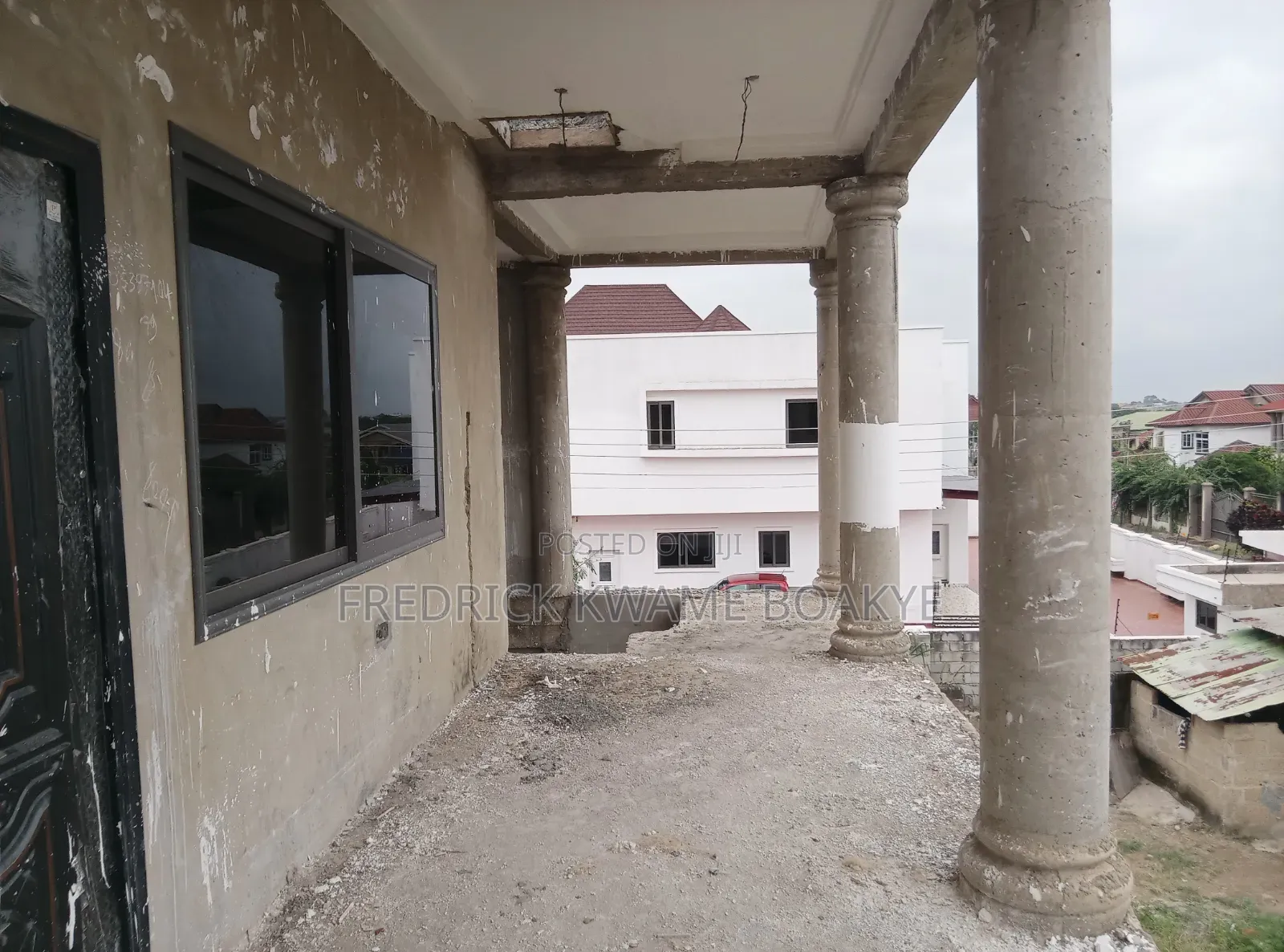 5bdrm House in Brother K Estate, Kumasi Metropolitan for sale
