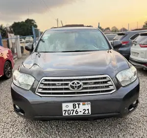 Toyota Highlander 3.5L 4WD 2013 Black